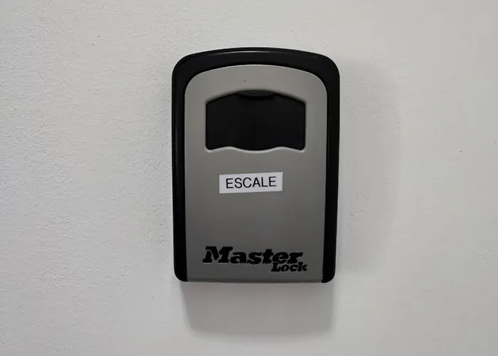 Escale Entre Cite Et Bastide Clim Wifi Smart Tv *